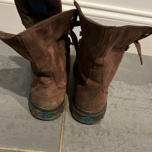 Women’s palladium leather boots - Picture 3 of 3